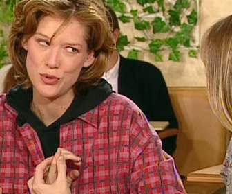 Replay Hélène et les garçons - S06 E03 - Courage