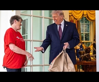 Replay Trump instrumentalise McDonald's sur la question des pourboires