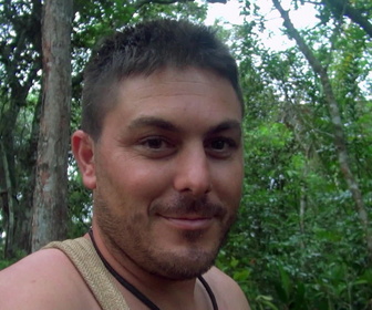 Replay Retour à l'instinct primaire - S6E8 - À l'abri de la tempête