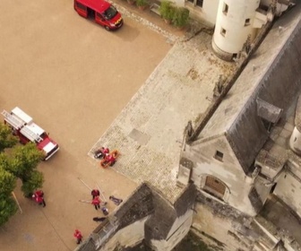 Replay Appels d'urgence - Nuits blanches et séries noires pour les pompiers de Tours