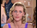 Replay Les filles d'à côté - S03 E13 - Super copine