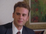 Replay Beverly Hills, 90210 - S05 E09 - Dérapage