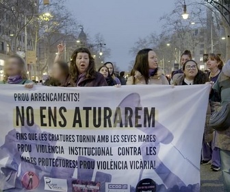 Replay Le combat des mères espagnoles pour leurs enfants en danger - ARTE Regards