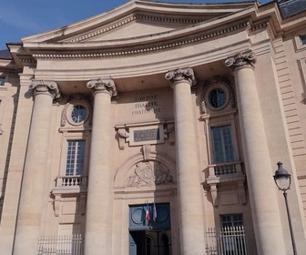 Replay Les universités dans le monde - La Sorbonne