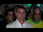 Replay Flávio Bolsonaro arrive à Miami après avoir fui le Brésil