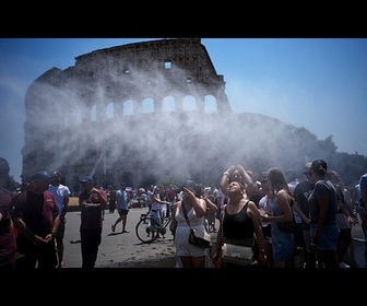 Replay Rome : des canons à eau rafraîchissent les touristes au Colisée en pleine canicule