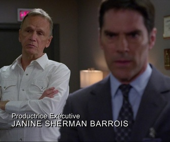 Replay Esprits criminels - S08 E01 - Le silencieux