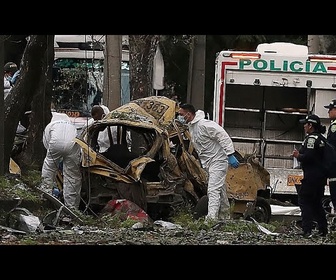 Replay Colombie : le pays en deuil après la mort d'au moins dix-huit personnes dans deux attentats