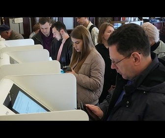 Replay La Russie organise des élections législatives: la guerre en Ukraine bouscule le vote