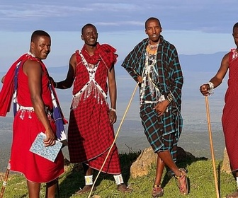 Replay Tanzanie : le Kilimandjaro et le mont Méru - Les sommets d'Afrique