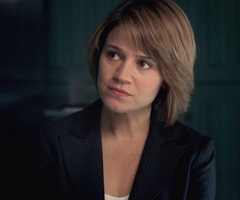 Replay Les experts : Manhattan - S04 E09 - Pièces montées