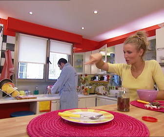 Replay Un gars, une fille - S4E75 - Au petit déjeuner (6)