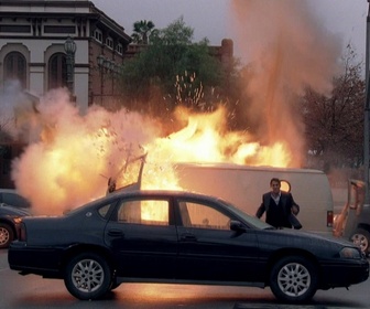 Replay Mentalist - S01 E16 - Jane voit noir