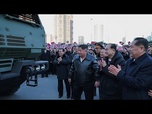 Replay Kim Jong-un au volant d'un véhicule lance-roquettes nord-coréen