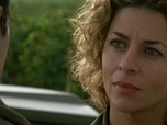 Replay Une femme d'honneur - S04 E04 - La femme battue