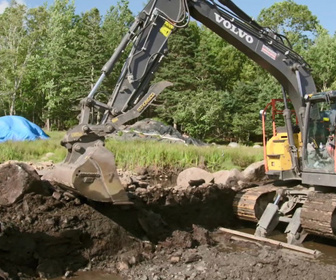 Replay Le mystère d'Oak Island : la course au trésor - S11E13 - Le retour de la pelleteuse