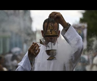 Replay Des centaines de personnes défilent à La Havane pour la fête de la sainte patronne de Cuba