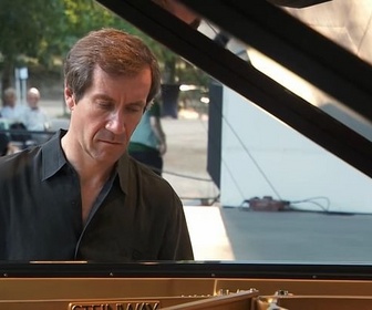 Replay Musique classique : Nikolaï Lugansky à la Roque d'Anthéron