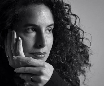 Replay De l'ombre à la lumière - Lina Soualem