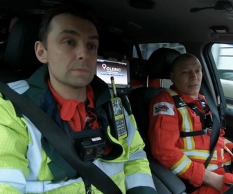 Replay Ambulance, code rouge - S1E6 - Coma sur la route