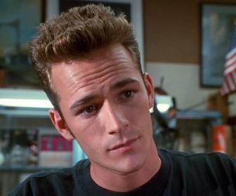 Replay Beverly Hills, 90210 - S02 E04 - Argent et suspicion