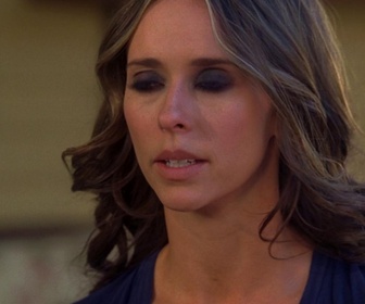 Replay Ghost whisperer - S05 E06 - A en perdre la tête