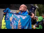 Replay En images : des prisonniers de guerre retrouvent la liberté après leur captivité en Russie