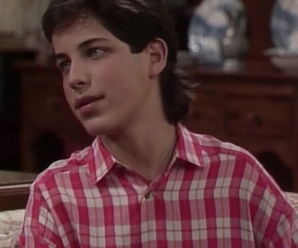 Replay Madame est servie - S04 E23 - Il n'y a plus de jeunesse