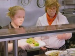 Replay Au top en cuisine - S1 E6 - Sous les tropiques (2/2)