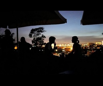 Replay Comme si le monde s'écroulait : un an après, les Portugais racontent le blackout