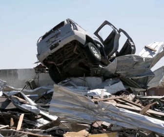 Replay Catastrophes naturelles : piégés au coeur du chaos - E1 - Attrapés par la tornade