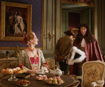 Replay La petite histoire de France - J'aime pas sa gueule / Le cercle des paysans disparus / Le petit coin / Les donzelles