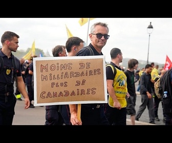 Replay Des milliers de pompiers défilent à Paris pour réclamer plus de moyens
