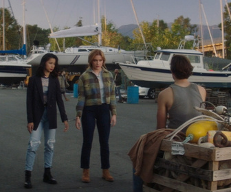 Replay Nancy Drew - S4 E2 - Une jeune fille en colère