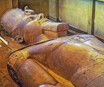 Replay Les trésors perdus d'Egypte - S3E1 - L'ascension de Ramsès II