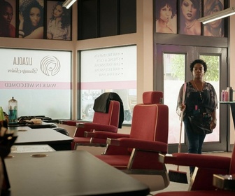 Replay S.W.A.T. - S08 E09 - L'homme qui valait un million