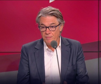 Replay Les Grandes Gueules - Trump fait annuler le carton rouge d'un joueur américain… Le scandale !