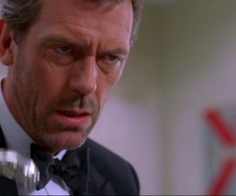 Replay Dr House - S02 E17 - 12 ans après