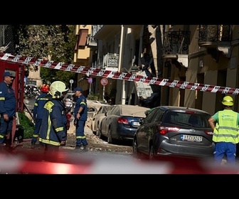 Replay Une explosion près de l'Acropole fait s'effondrer un immeuble à Plaka, deux blessés