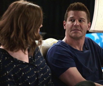 Replay Bones - S11 E16 - Casser la voix