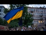 Replay Non, les Ukrainiens ne se sont pas mobilisés contre Volodymyr Zelensky et son refus de signer...