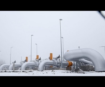 Replay Le prix du gaz européen flambe de 45 % après l'arrêt de la production de GNL au Qatar