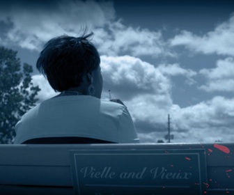 Replay Meurtres insolites - S1E43 - La morte qui parlait