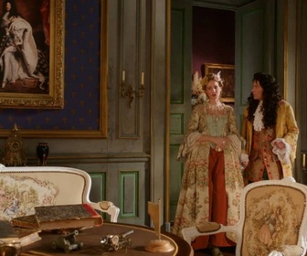 Replay La petite histoire de France - Eau de vie de p'tit Louis / Une lueur dans la nuit / Comme un dimanche / Manuel de sabotage simple