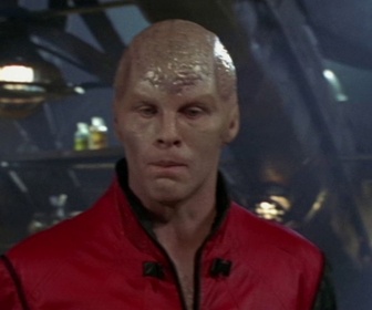 Replay Farscape - S02 E10 - Les 3 Crichton