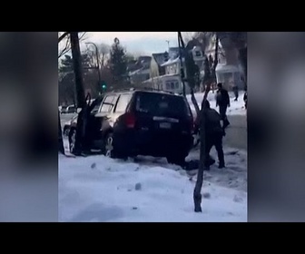 Replay États-Unis : fusillade de l'ICE à Minneapolis filmée