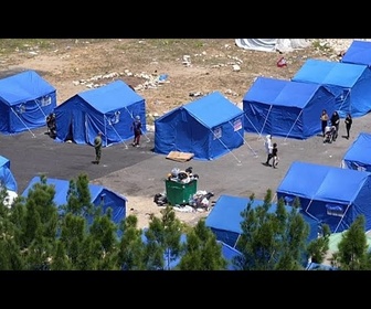 Replay Liban : des familles réfugiées dans des camps près du port de Beyrouth