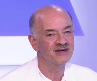 Replay C dans l'air l'invité - Alain Bauer - Frappes américaines : qui dit vrai ?