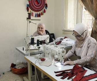 Replay Jordanie : le royaume aux pieds d'argile - Femmes palestiniennes, maîtresses de leur destin