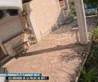 Replay Enquête d'action - Course-poursuite et flagrant délit : les motards de la police au défi ! (1/2)